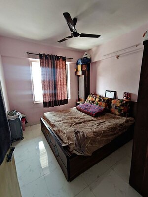 Bedroom in 1 BHK Apartment at Parmar Square, Kharadi – for Rent