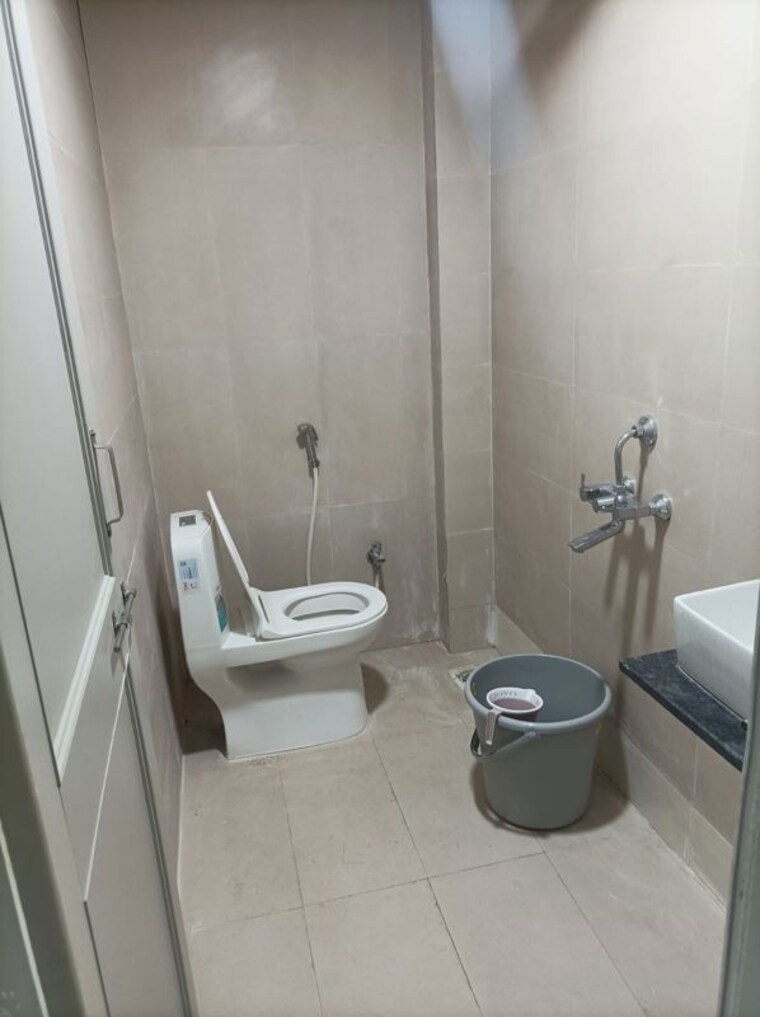 Attached Bathroom, krantiveer-tatya-tope-chs 5 Bedroom 2600 Sq.Ft. Villa In Wanowrie Pune 9845937