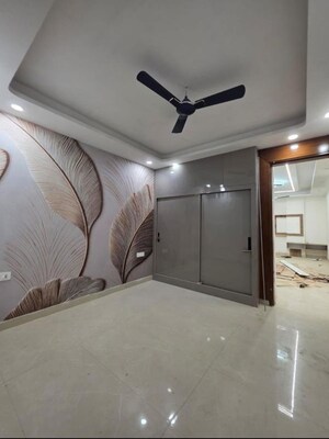 Room in 2 BHK Independent House at Gomti Nagar – for Rent