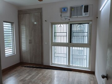 Room in 3 BHK Builder Floor at Fidato Honour Homes, Sector 89 – for Rent