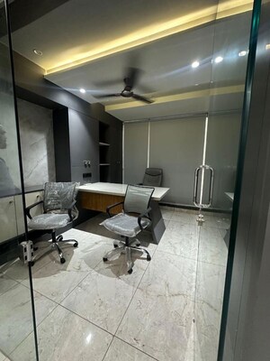  Office Space For Rent in Thaltej