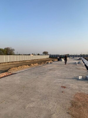  Plot For Sale in Sector 98