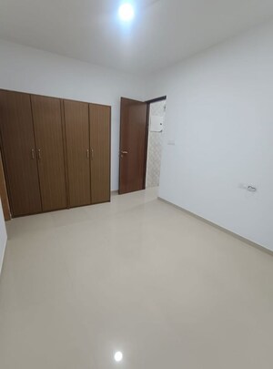 2 BHK Apartment For Rent in Veena Smart Homes, Kandivali West