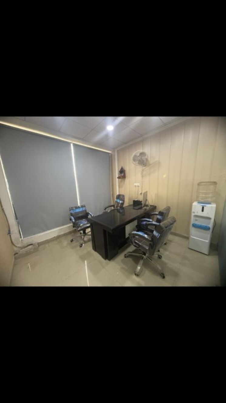 Team Area, pro-satyam-complex Commercial Shop 235 Sq.Ft. In Alpha Ii Greater Noida Greater Noida 9846165