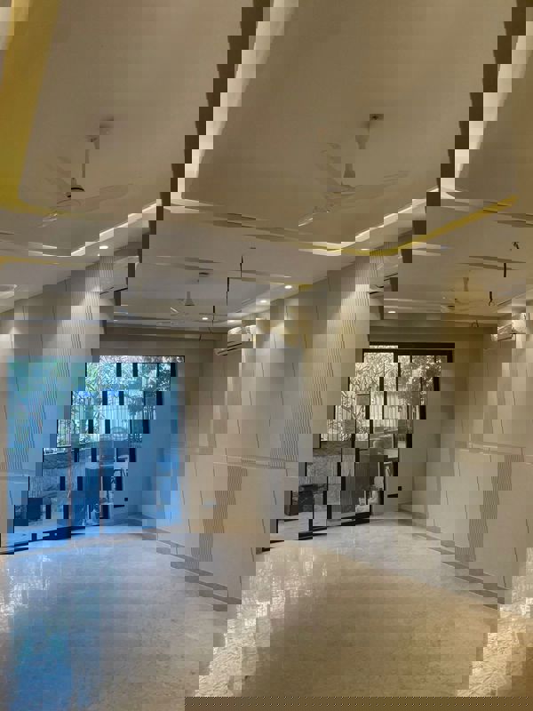 3 BHK Builder Floor For Rent in Defence Colony