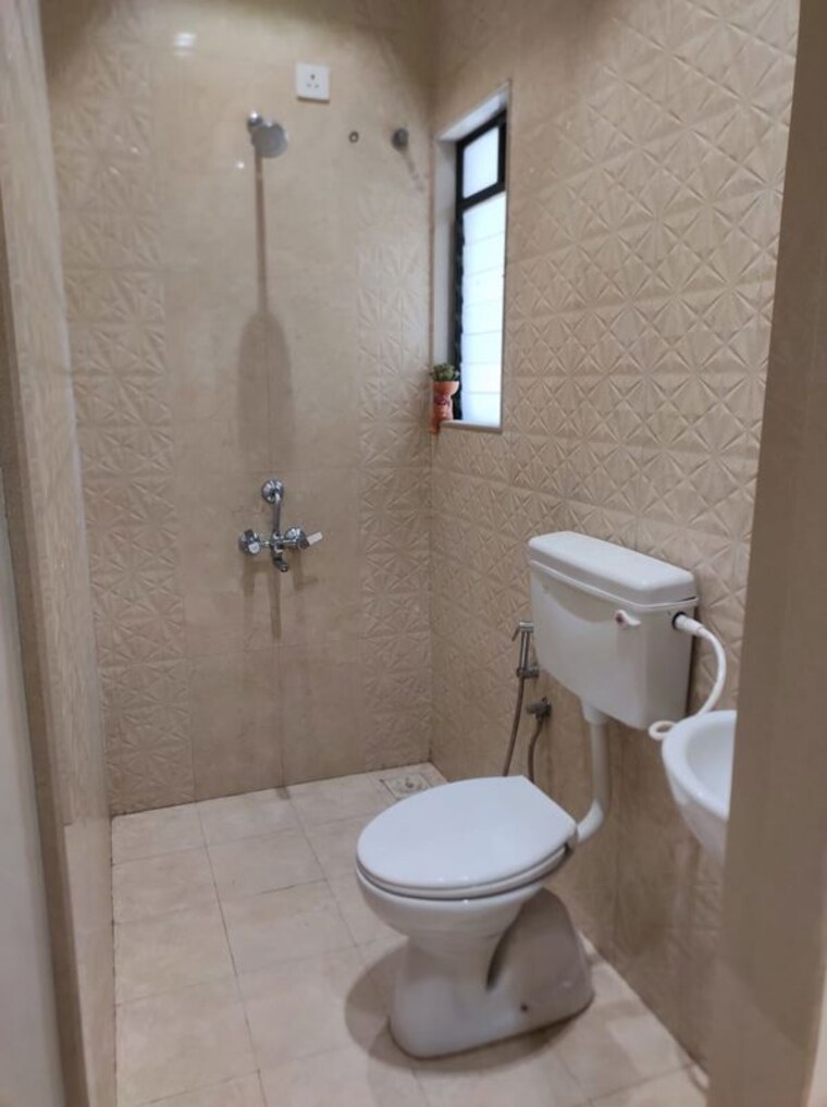Bathroom, arihant-aaradhya 2 Bedroom 562 Sq.Ft. Apartment In Bapgaon Thane 9846260