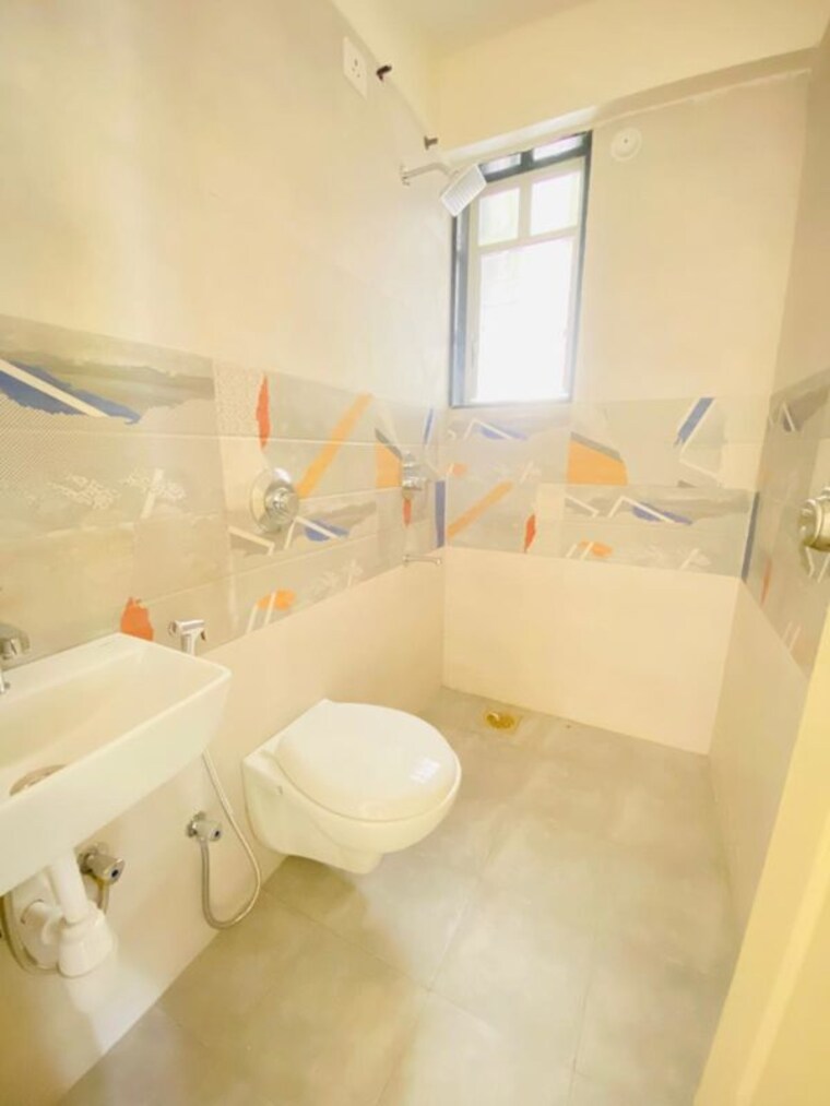 Bathroom, manpada 2 Bedroom 1174 Sq.Ft. Builder Floor In Manpada Thane 9846232
