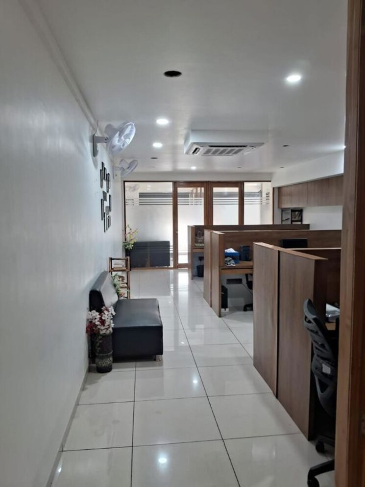 undefined, shyamal Commercial Office Space 1350 Sq.Ft. In Shyamal Ahmedabad 9846533