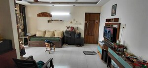 2 BHK Apartment For Rent in RNA Royale Park, Kandivali West