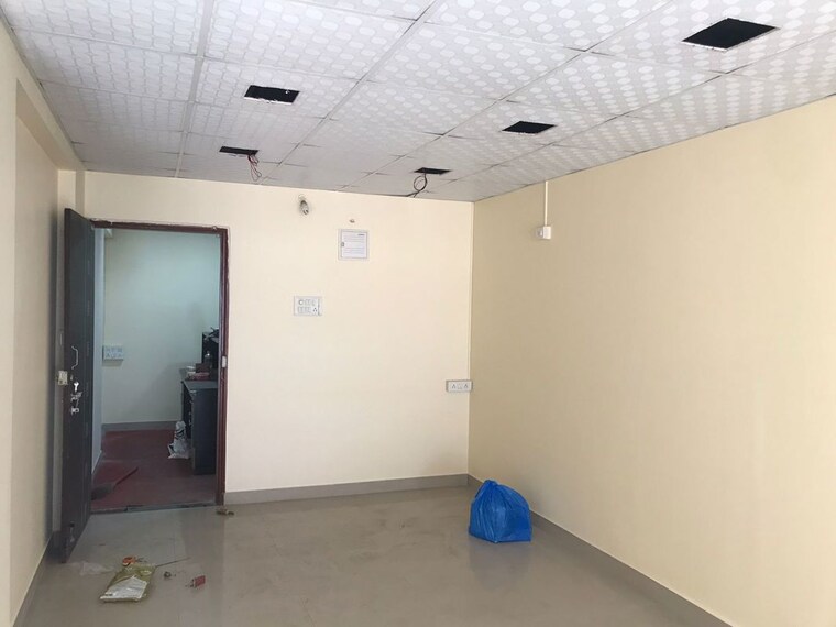 Team Area, km-horizon-flora Commercial Office Space 540 Sq.Ft. In Ghodbunder Road Thane 9846554