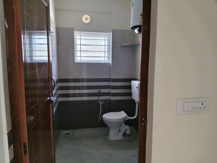 Bathroom, yemalur 1 Bedroom 600 Sq.Ft. Builder Floor In Yemalur Bangalore 9846599