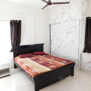 Bedroom in 3 BHK Builder Floor at Kondapur – for Rent