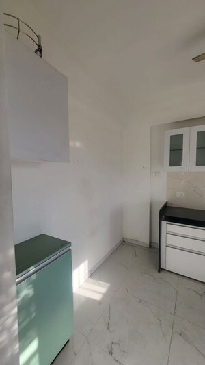 Room in 2 BHK Apartment at Lodha Panacea 1, Dombivli East – for Rent