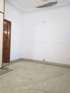 4 BHK + Pooja Room,Servant Room,Study Room,Extra Room Independent House For Sale in Maharani Bagh