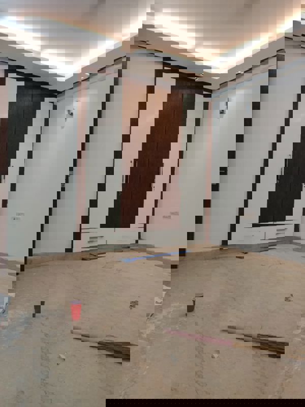 6+ BHK + Pooja Room,Servant Room,Study Room,Extra Room Independent House For Sale in Maharani Bagh