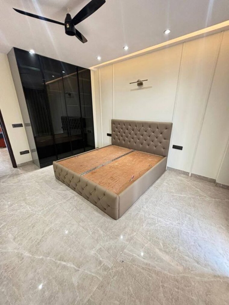 Living Room, sector 31 2 Bedroom 160 Sq.Yd. Builder Floor In Sector 31 Gurgaon 9846739