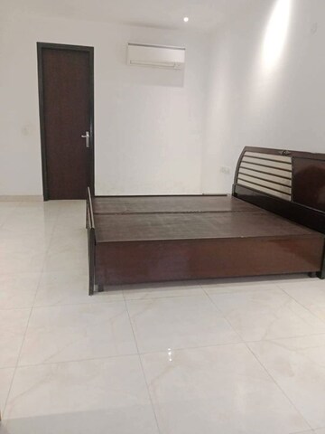 2 BHK Builder Floor For Rent in Sector 31