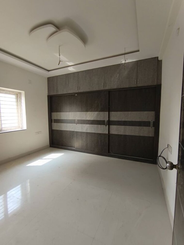 Room, kondapur 2 Bedroom 1150 Sq.Ft. Apartment In Kondapur Hyderabad 9846753