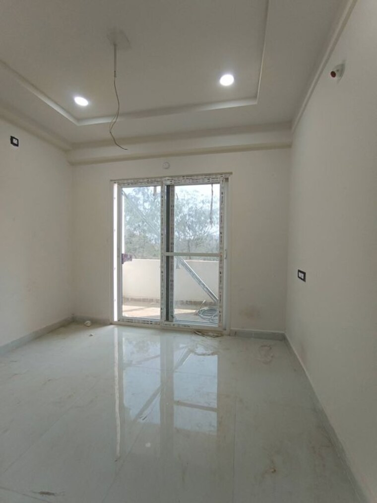 Room, kondapur 2 Bedroom 1150 Sq.Ft. Apartment In Kondapur Hyderabad 9846753