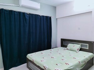 Bedroom in 2 BHK Apartment at Avant Hillway, Goregaon East – for Rent