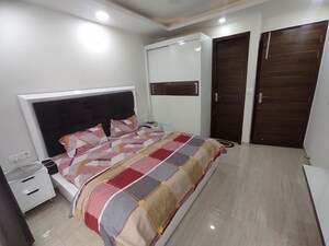 Bedroom in 3 BHK Builder Floor at Sector 38 – for Rent