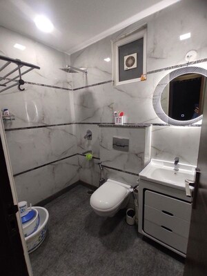 Master Bedroom in 3 BHK Builder Floor at Sector 38 – for Rent