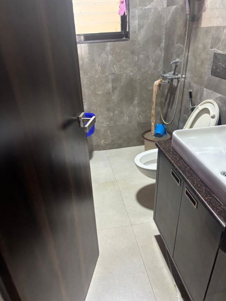Team Area, anmol-tower 2 Bedroom 1100 Sq.Ft. Apartment In Goregaon West Mumbai 9846844