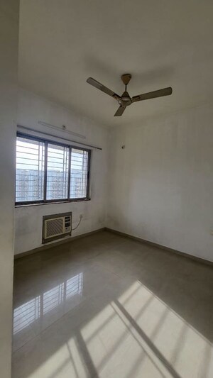 Room in 2 BHK Apartment at Lodha Casa Bella Gold, Dombivli East – for Rent
