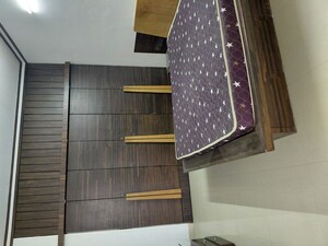 Furnished Amenities in 2 BHK Apartment at Satellite Tower, Goregaon East – for Rent