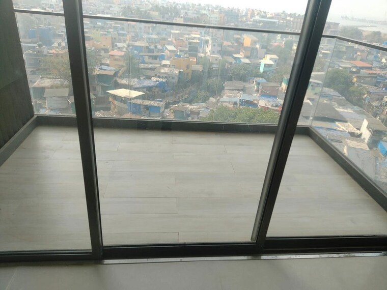 Balcony, khar west 4 Bedroom 1200 Sq.Ft. Apartment In Khar West Mumbai 9846862