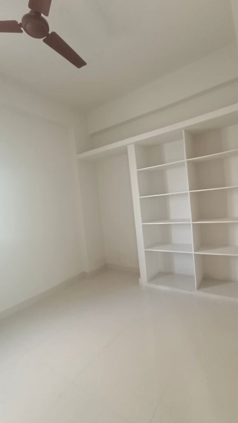 Room, kondapur 1 Bedroom 550 Sq.Ft. Apartment In Kondapur Hyderabad 9846958