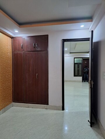 Building Lobby in 1 BHK Builder Floor at Deep Homes Sector 73, Sector 73 – for Sale