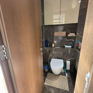 Bathroom in 3 BHK Apartment at Lodha Trump Tower, Kamala Mill – for Sale