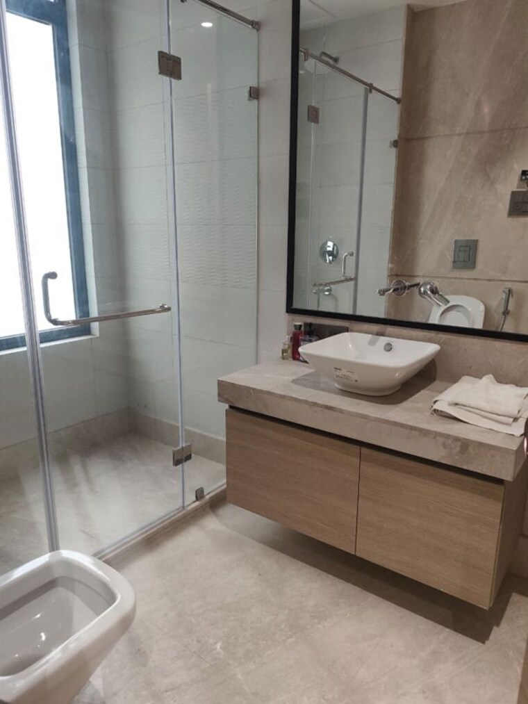 Bathroom, mahagun-mezzaria 3 Bedroom 2500 Sq.Ft. Apartment In Sector 78 Noida 9847030
