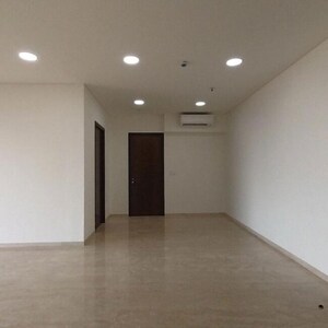 Room in 3 BHK Apartment at Lokhandwala Minerva Mahalaxmi, Arthur rd – for Sale