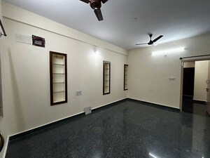 Room in 2 BHK Independent House at New Thippasandra – for Rent