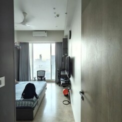 3 BHK + Servant Room Apartment For Sale in Raheja Imperia