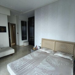 3 BHK + Servant Room Apartment For Sale in Lodha The World Towers World One Tier 2