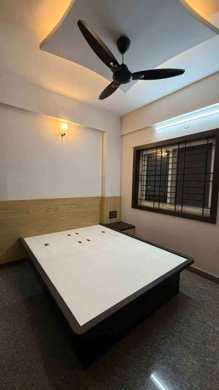 Bedroom, benson town 1 Bedroom 500 Sq.Ft. Independent House In Benson Town Bangalore 9847058