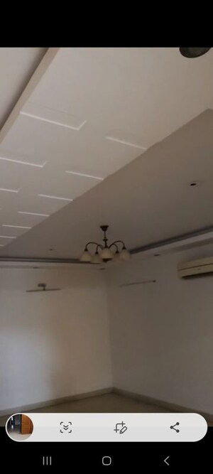 Furnished Amenities in 3 BHK Builder Floor at Saraswati Vihar – for Sale