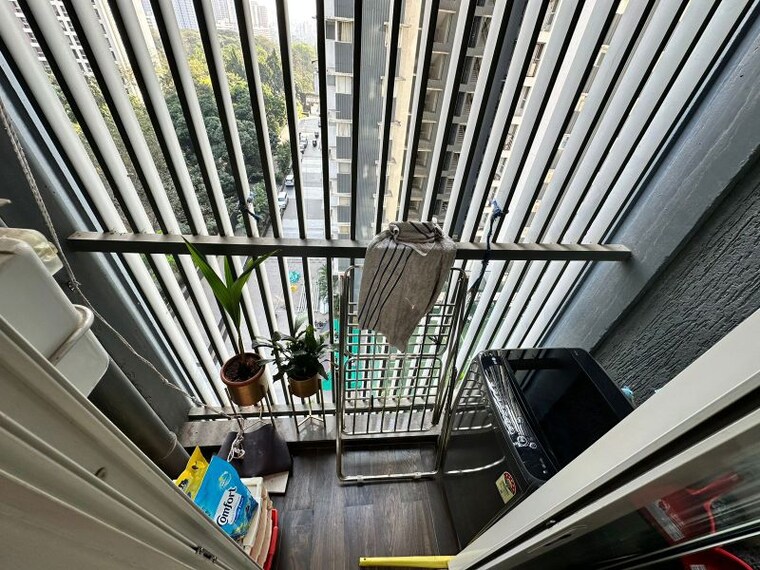 Balcony, courtyard-by-narang-realty-and-the-wadhwa-group 2 Bedroom 520 Sq.Ft. Apartment In Pokhran Road No Two Thane 9847081