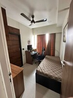 2 BHK + Extra Room 520 Sq.Ft. Apartment in Courtyard by Narang Realty and The Wadhwa Group