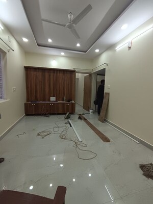 Master Bedroom in 2 BHK Builder Floor at Hal 2nd Stage – for Rent