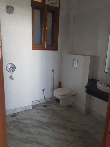 Bathroom in 3 BHK Builder Floor at Sector 43 – for Rent