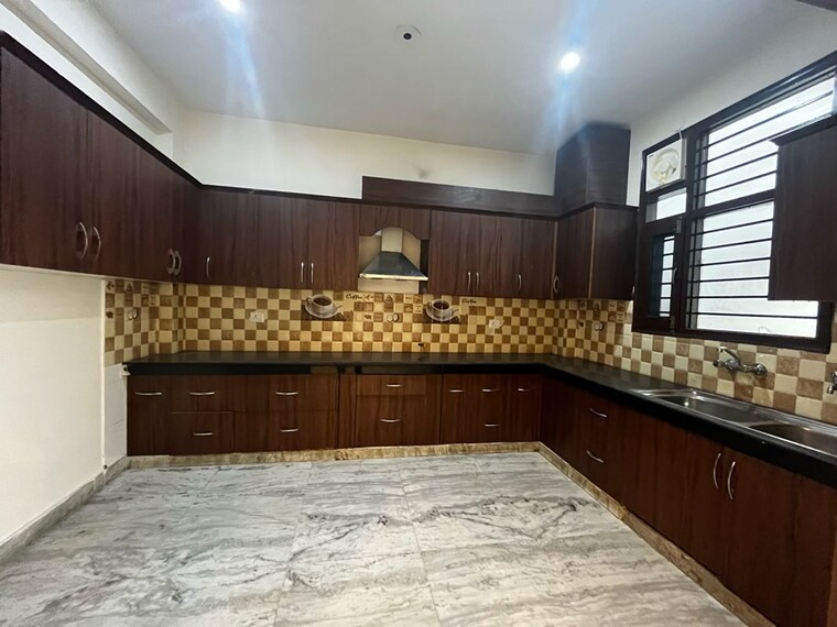 Kitchen, sector 43 3 Bedroom 1885 Sq.Ft. Builder Floor In Sector 43 Gurgaon 9847112