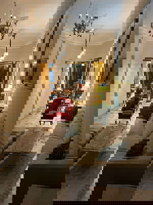 3 BHK + Servant Room Builder Floor For Rent in Defence Colony