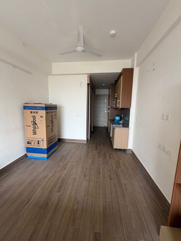 1 Rk  460 Sq.Ft. Apartment in Gaur Yamuna City