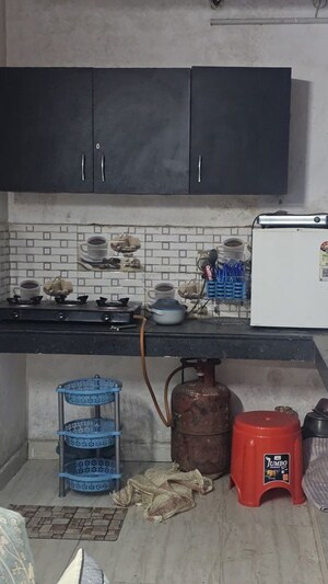 Furnished Amenities in 2 BHK Builder Floor at Kamta – for Rent