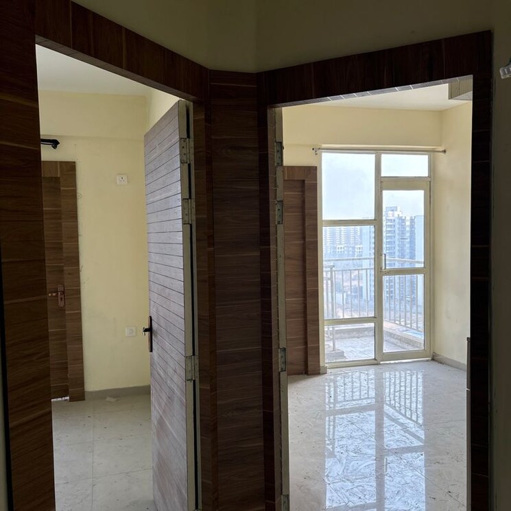 undefined, pyramid-altia 2.5 Bedroom 800 Sq.Ft. Apartment In Sector 70a Gurgaon 9847168