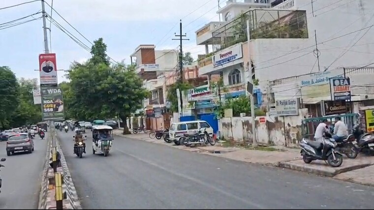 Exterior View, aliganj Commercial Showroom 6300 Sq.Ft. In Aliganj Lucknow 9847137